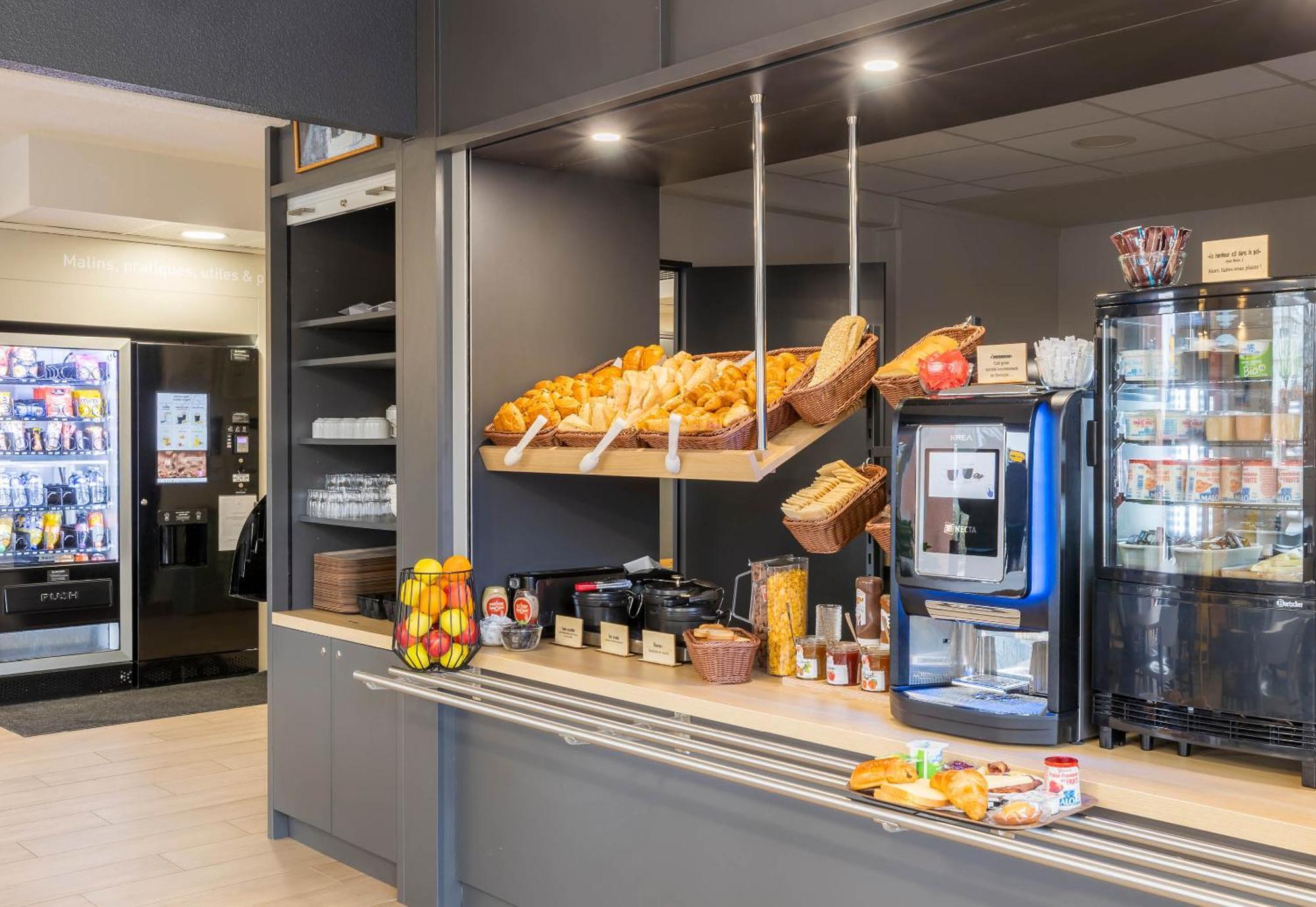 B&B Hotel Auxerre Monéteau Eksteriør bilde