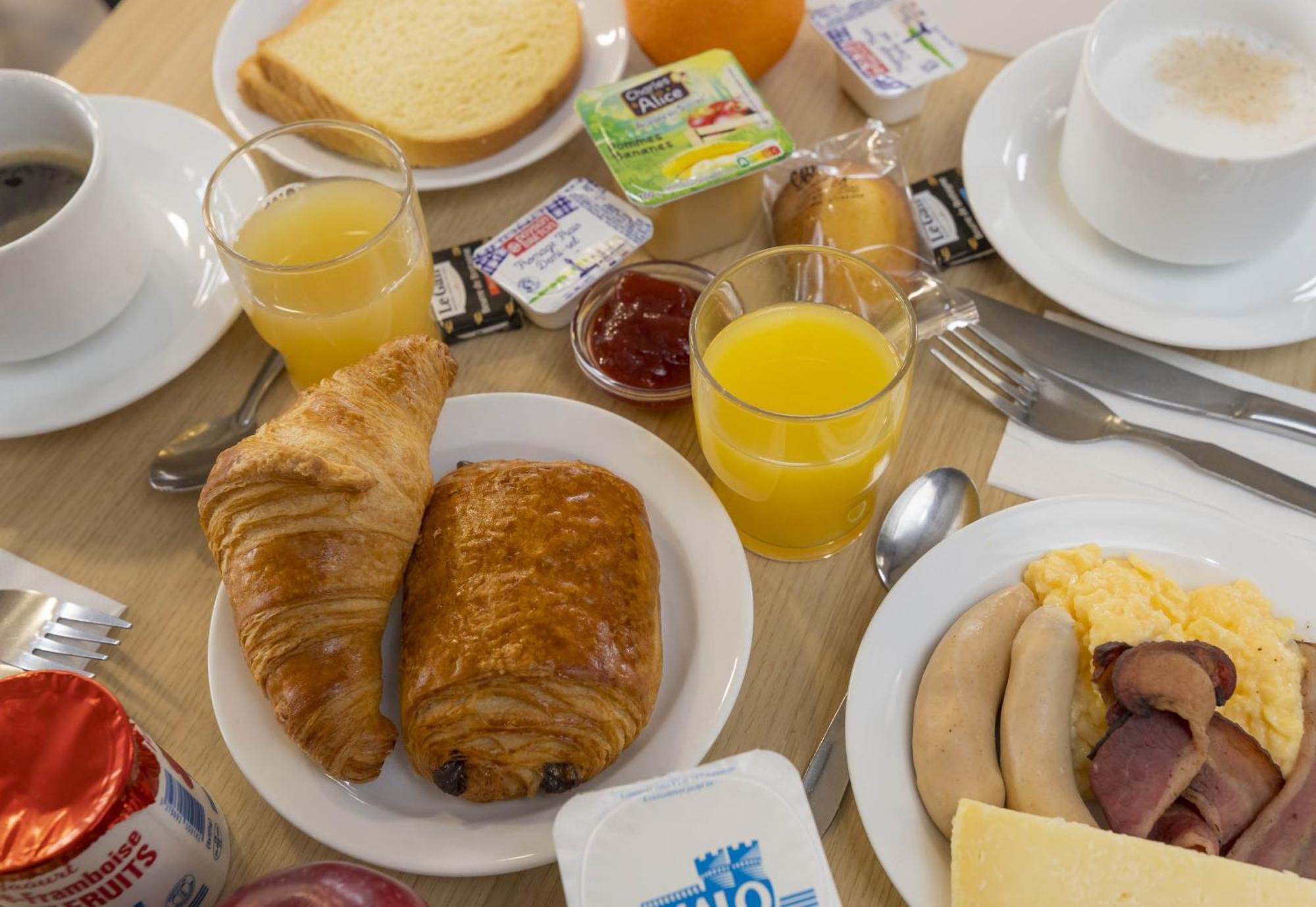 B&B Hotel Auxerre Monéteau Eksteriør bilde