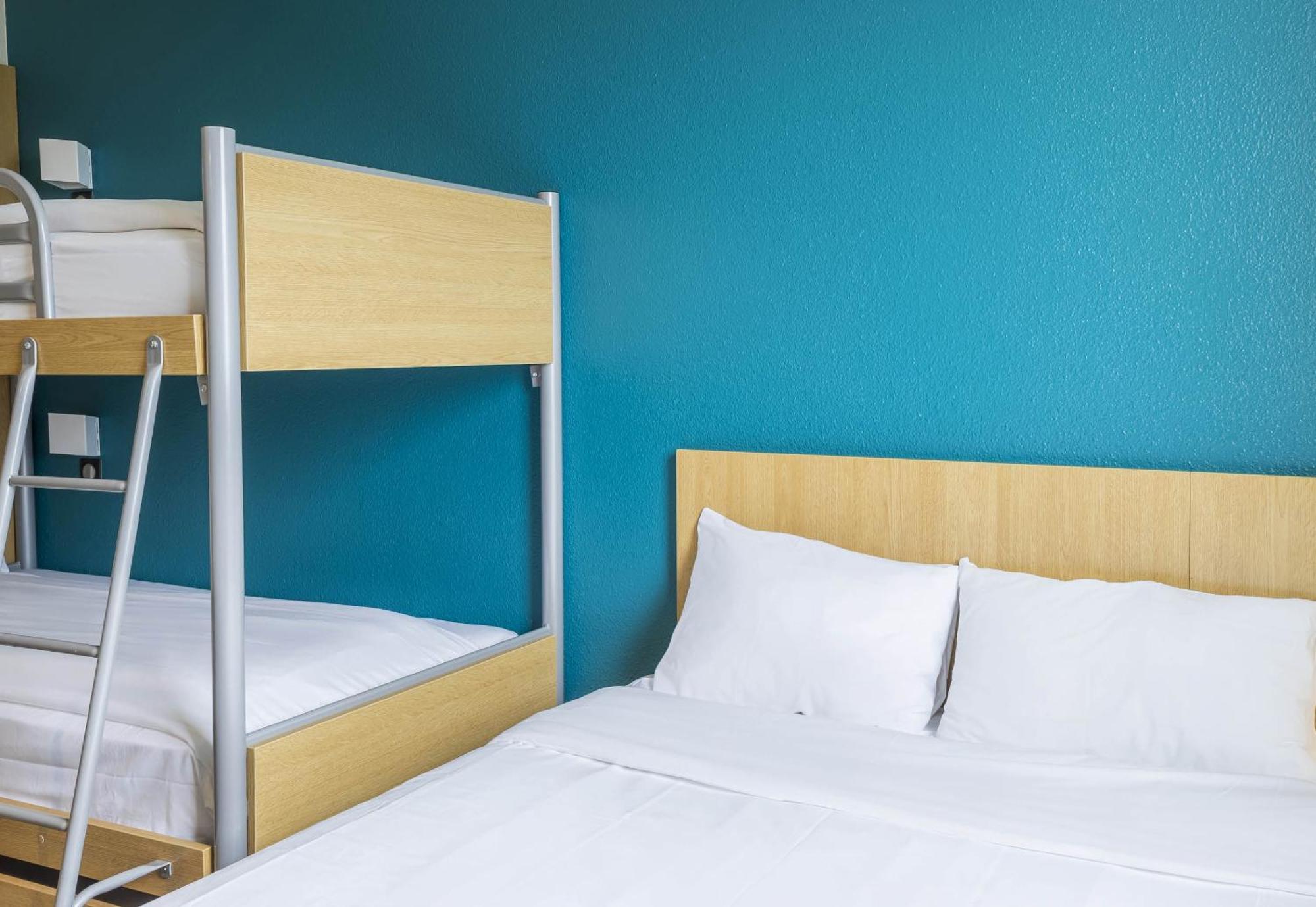 B&B Hotel Auxerre Monéteau Eksteriør bilde
